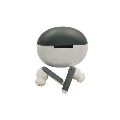 مساعدة السمع القابلة لإعادة الشحن مع تخفيض الضوضاء الخلفية لفقدان السمع الخفيف إلى الشديد