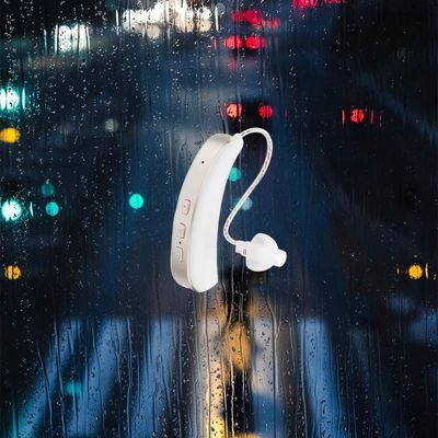 مكافحة الضوضاء التلقائية أجهزة سماع BTE عمر البطارية 25 ساعة لتحسين السمع